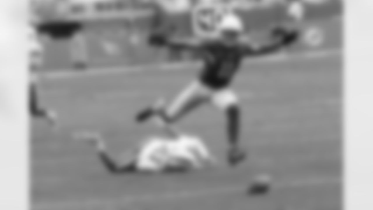 WR Larry Fitzgerald in Miami