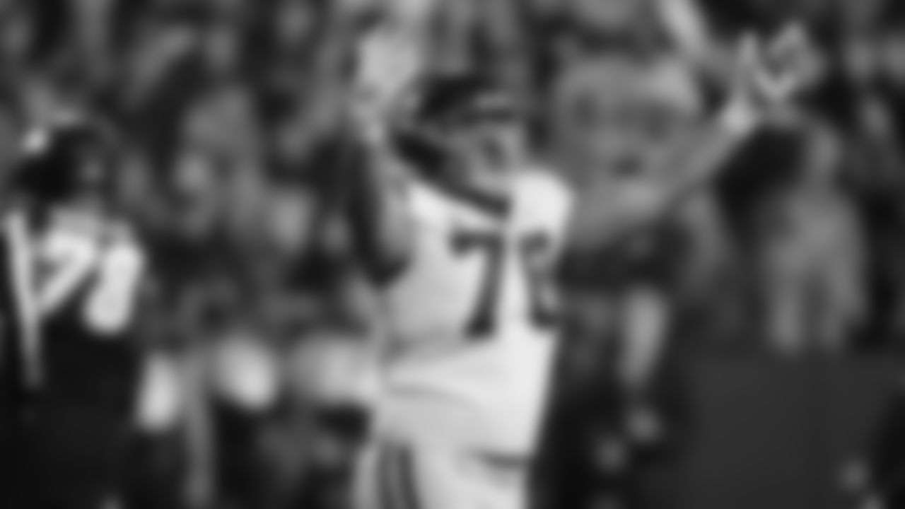 USC DL Jay Tufele