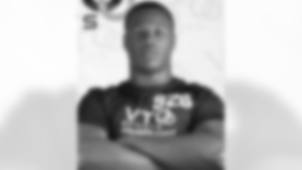 T D.J. Humphries: Five stars