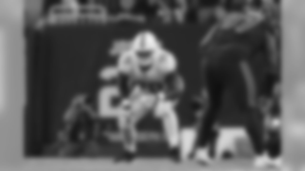 Tackle Ja'Wuan James