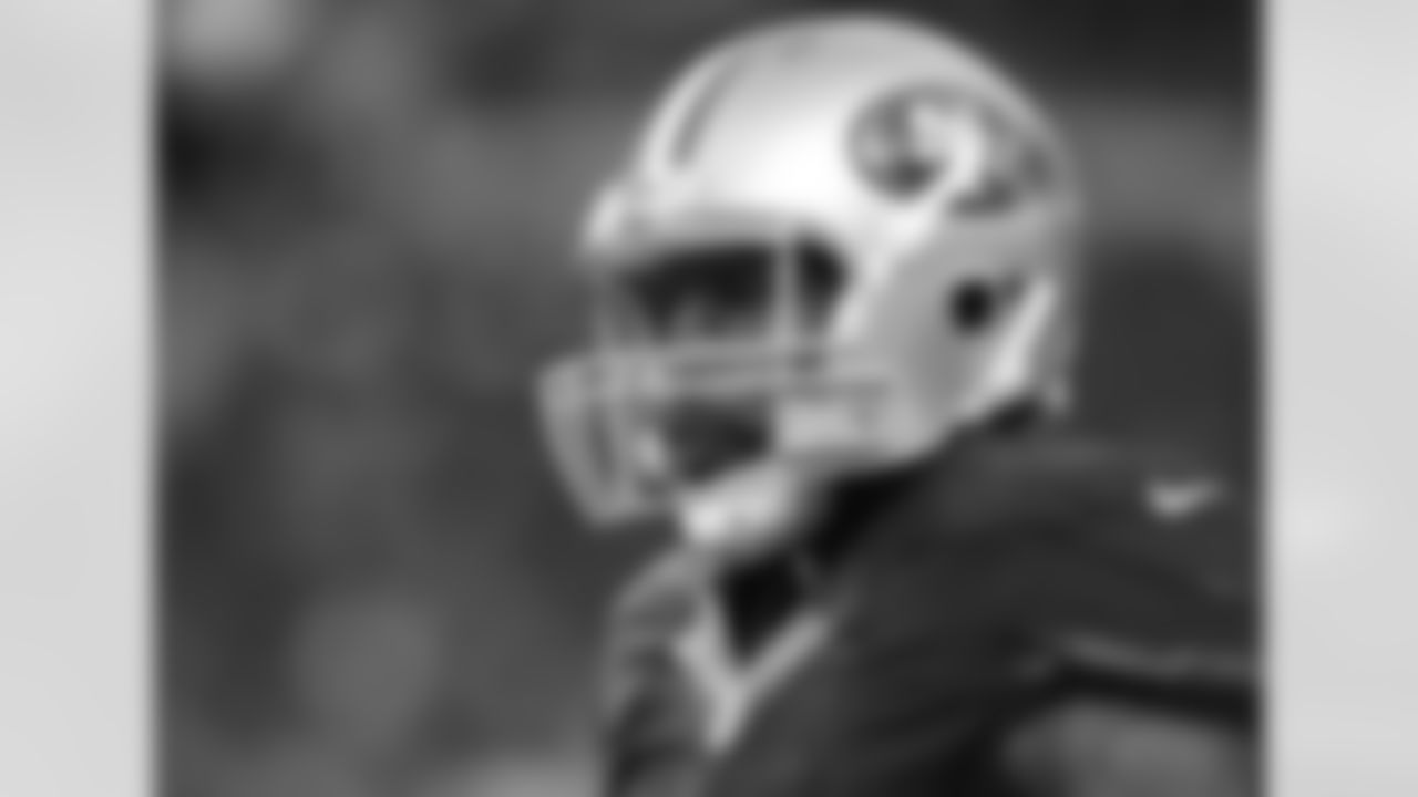 TE Vernon Davis