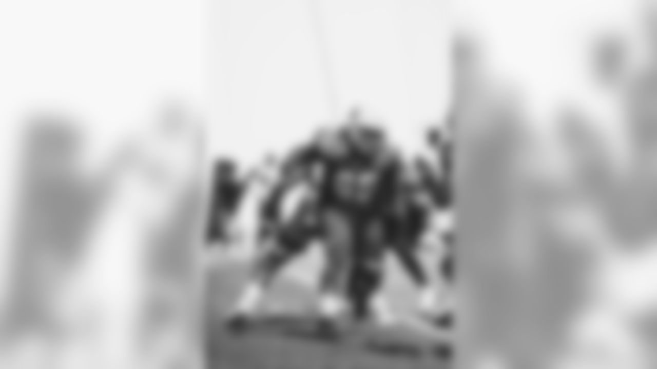OL Lamont Gaillard