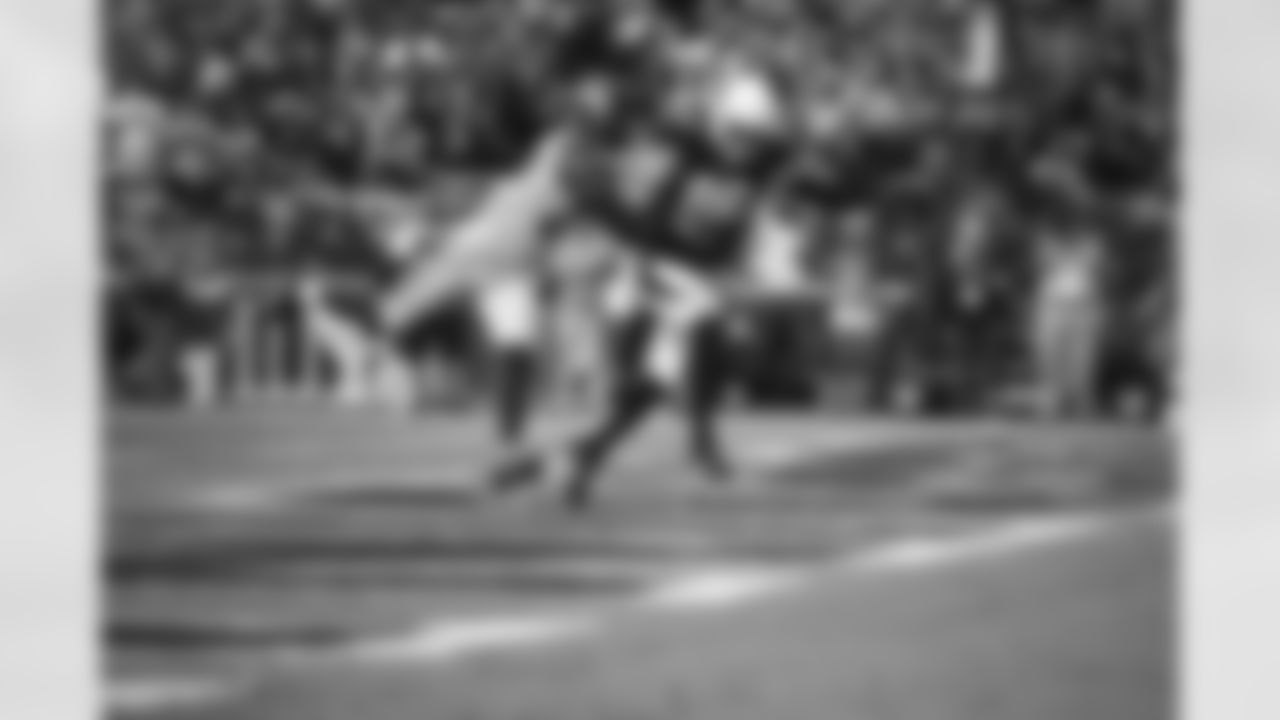 Arizona Cardinals tight end Zach Ertz (86) during the 2022 regular season game between the Arizona Cardinals and the Seattle Seahawks on Sunday, Nov. 6, 2022 in Glendale, AZ.