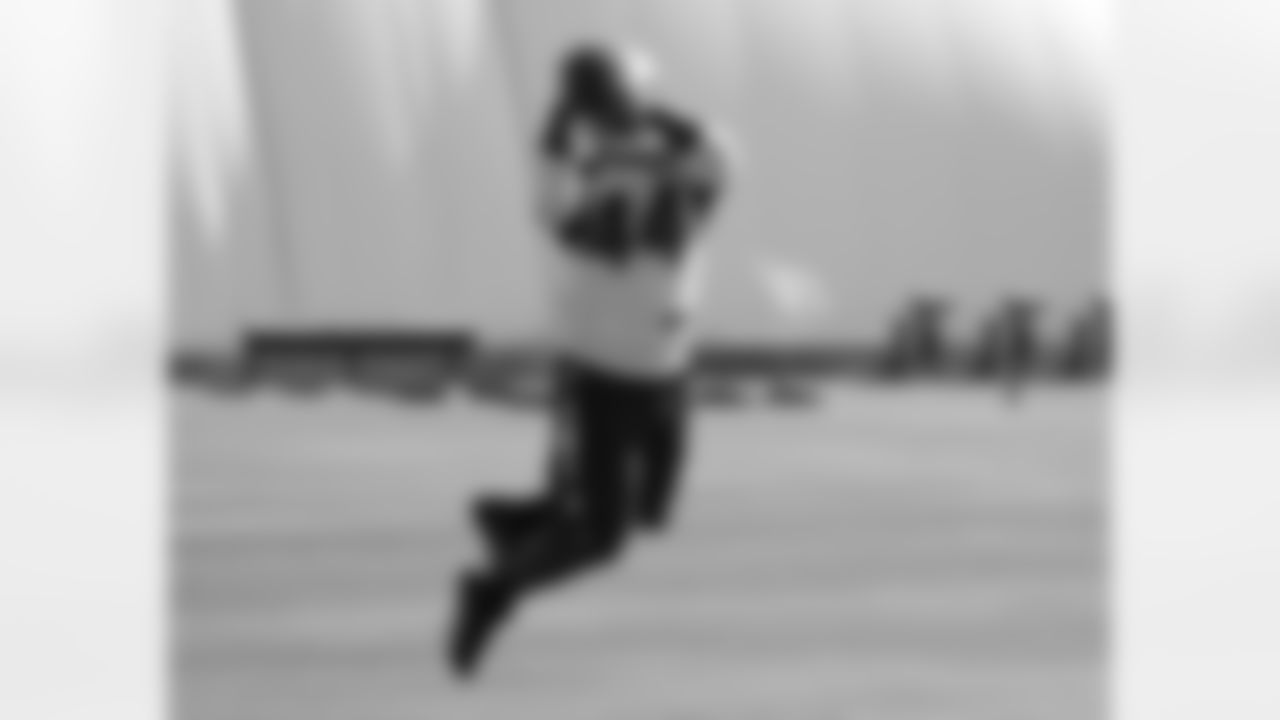 LB Markus Golden