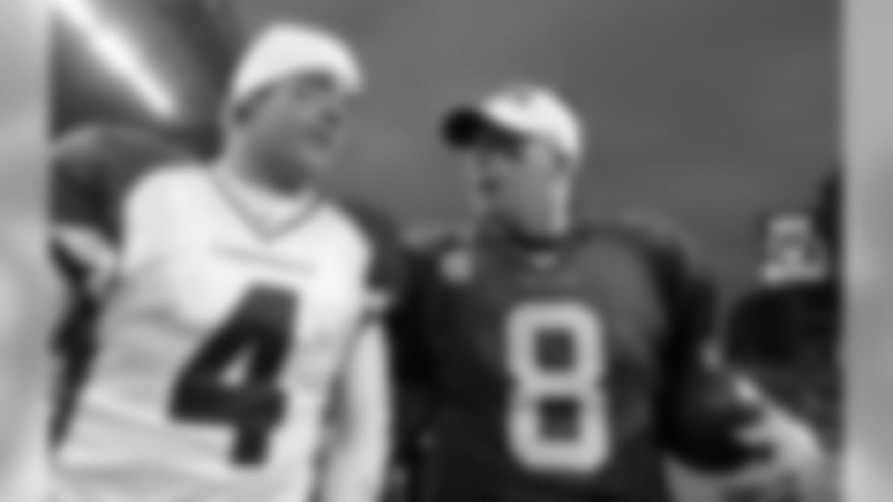 2007: QB brothers Matt Hasselbeck (left) and Tim Hasselbeck