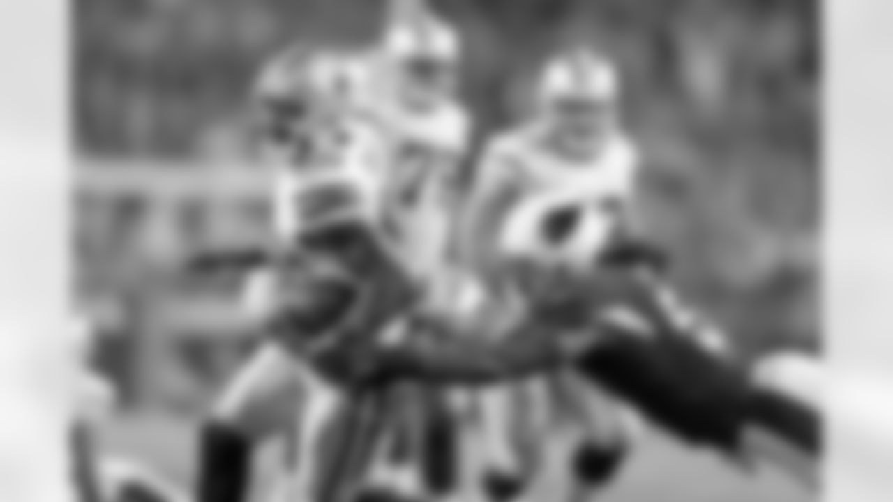 LB Josh Bynes: 10 tackles