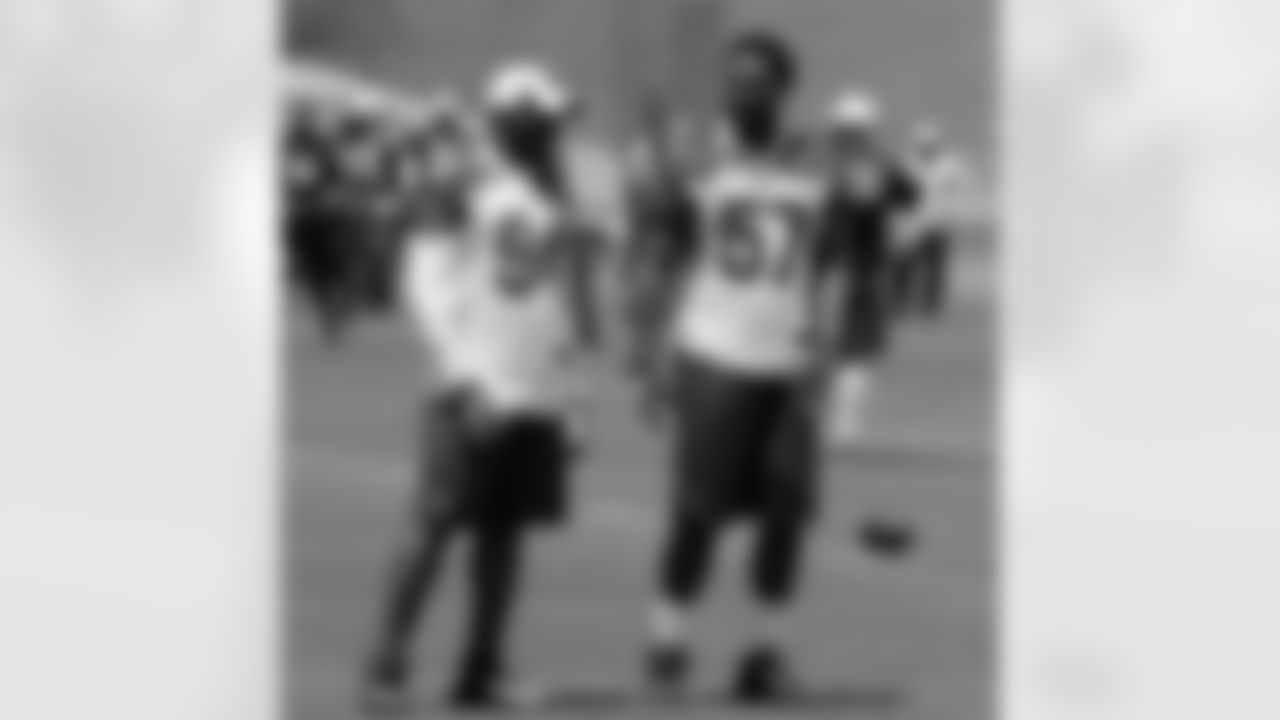 Linebackers Sam Acho and Alex Okafor