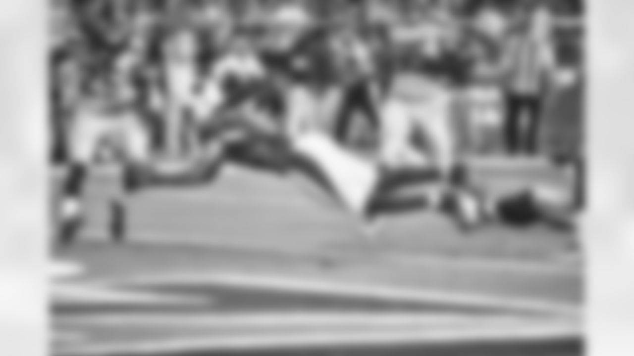 WR Larry Fitzgerald against the Seahawks