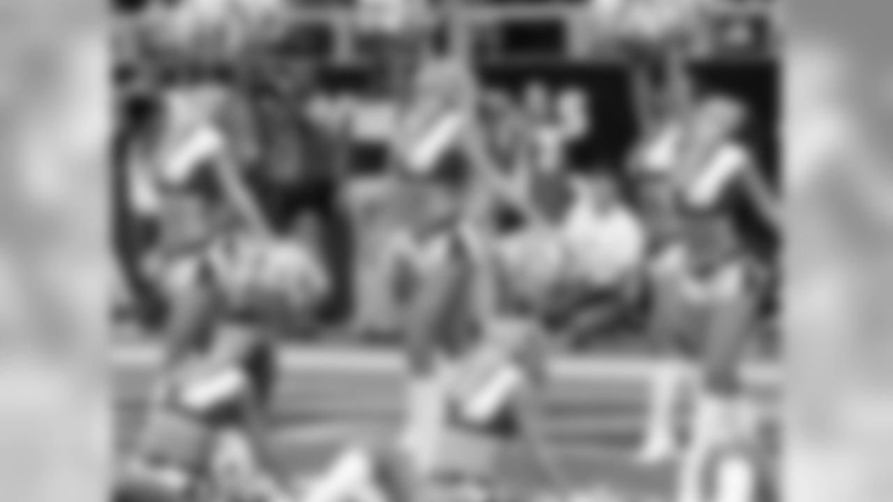 2007 Cardinals Cheerleaders at Games