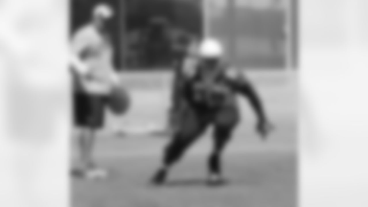 Linebacker Marcus Benard