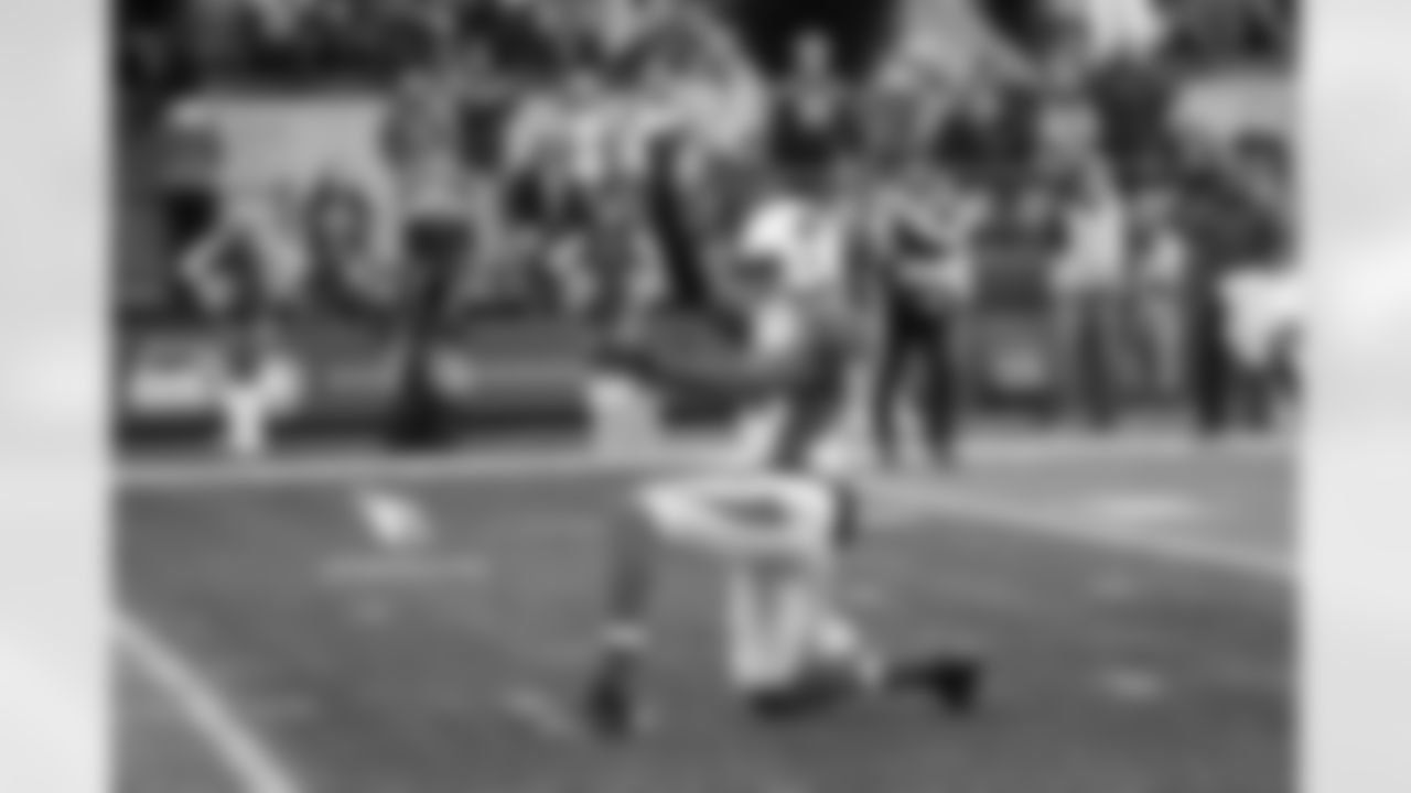 LB Chandler Jones with his windmaill celebration