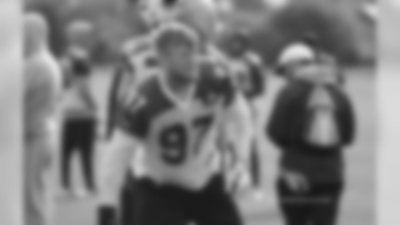 DL Josh Mauro