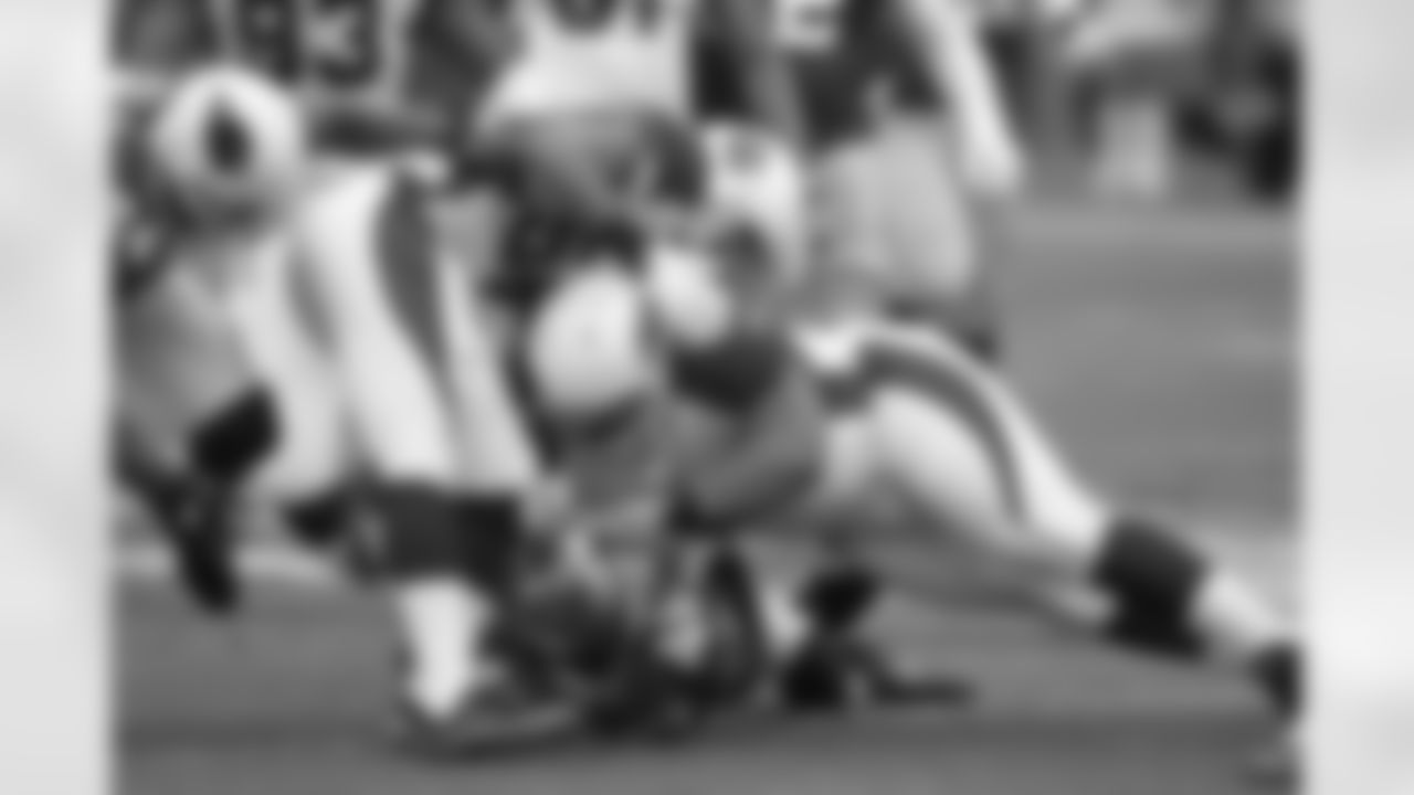 Dan Willimas gets credit for the tackle