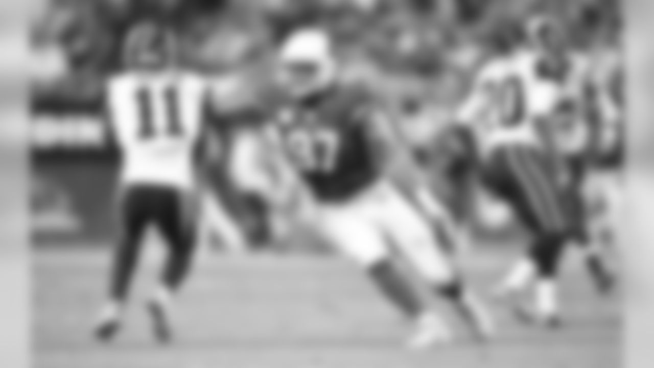 LB Lorenzo Alexander