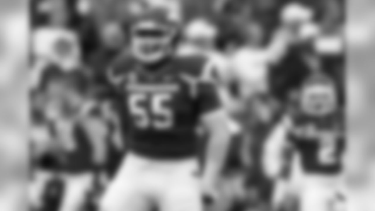 Jeremiah Ledbetter, Arkansas: Projected sixth-round pick