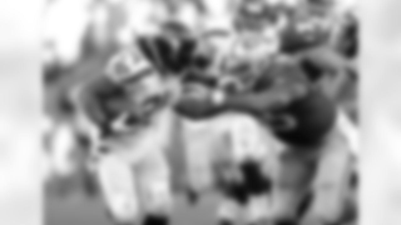 Linebacker Ahmad Brooks