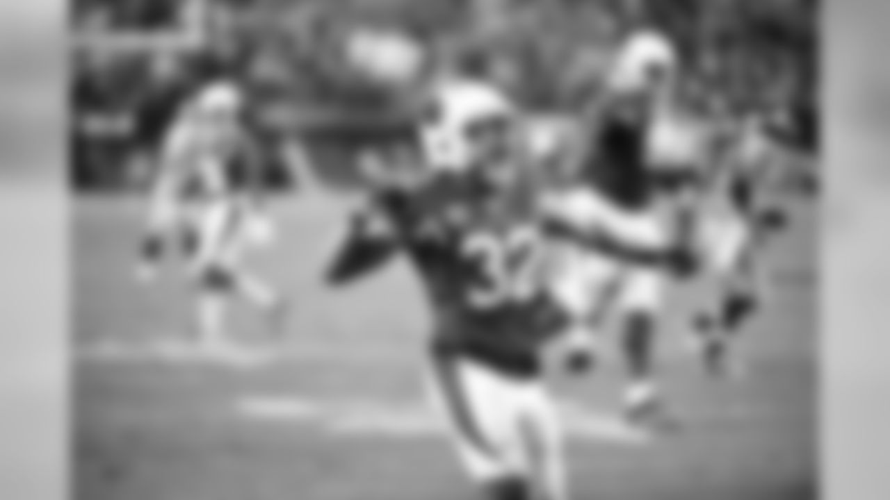 S Tyrann Mathieu celebrates a big play