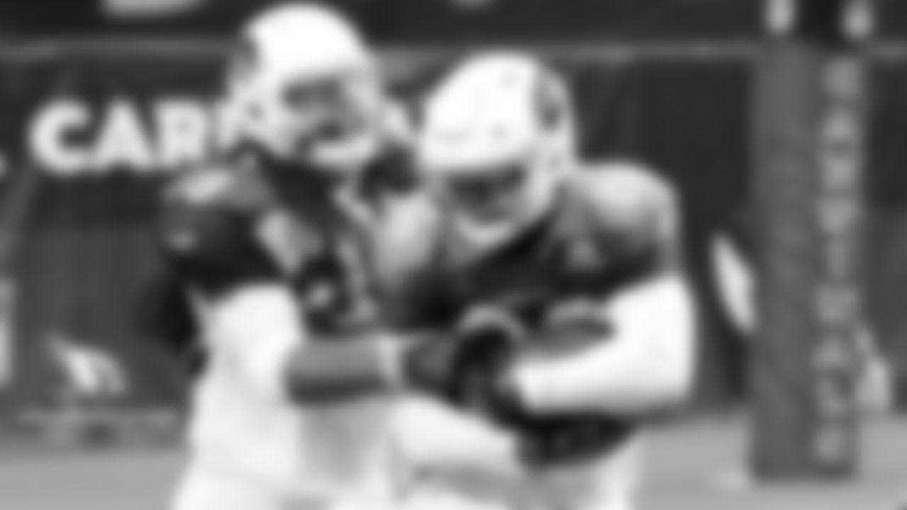 S Tre Boston (left) wraps up TE Ricky Seals-Jones