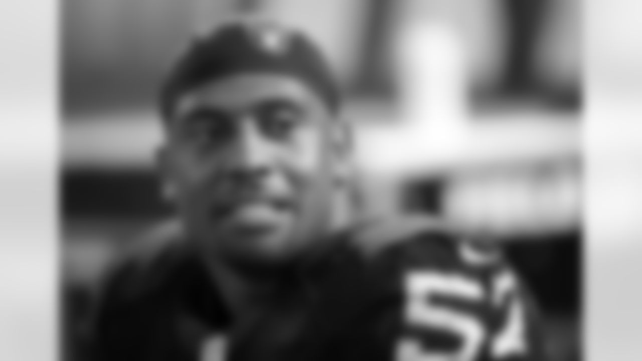 LB LaMarr Woodley