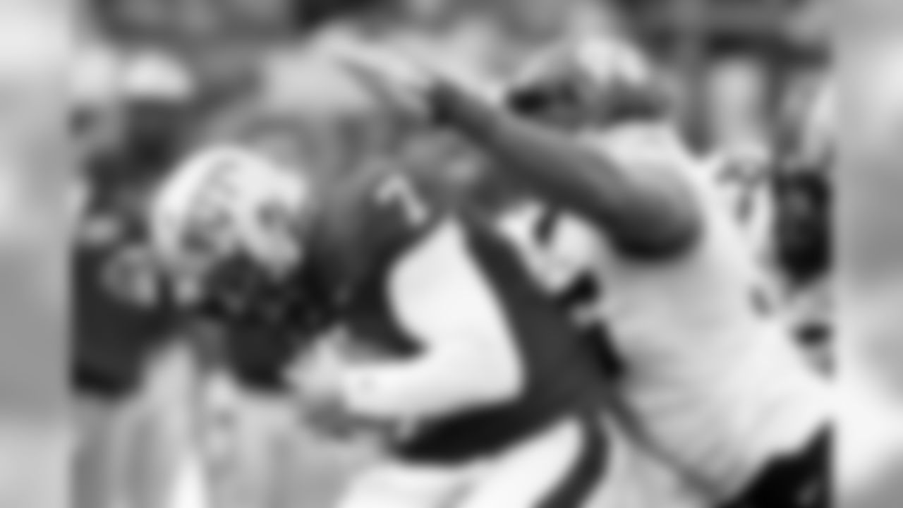 DE Kareem Martin sacks Pittsburgh's Tom Savage on Nov. 16, 2013