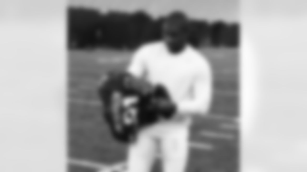 CB Patrick Peterson gets his pads on