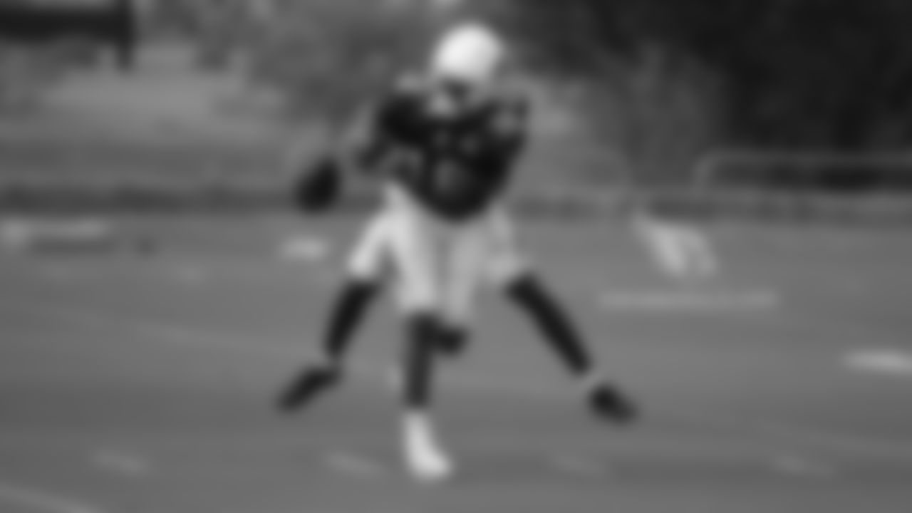 CB Brandon Williams breaks up a pass to WR Trent Sherfield.