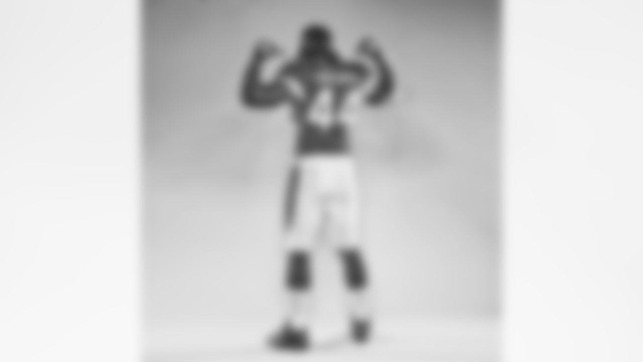 LB Markus Golden