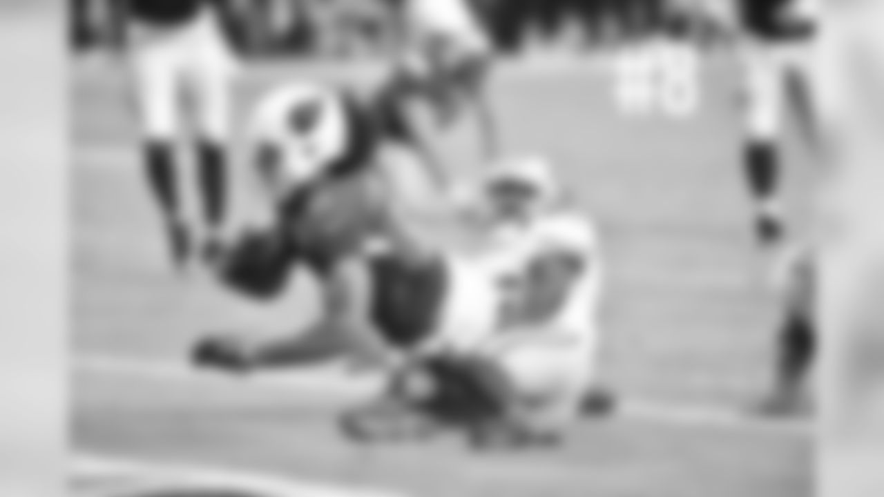 WR Larry Fitzgerald scores on a wide receiver screen