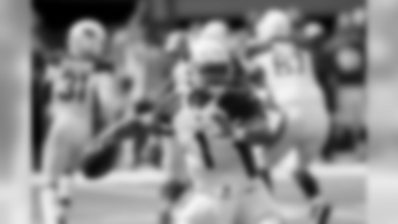 Cardinals quarterback Kyler Murray throws a pass during the first half of an NFL preseason football game against the Minnesota Vikings, Saturday, Aug. 24, 2019, in Minneapolis.