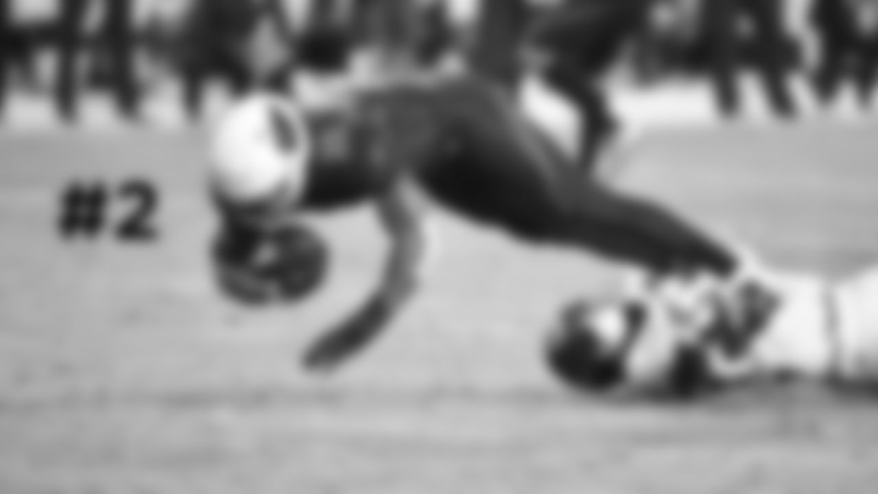 2. RB David Johnson catches a pass