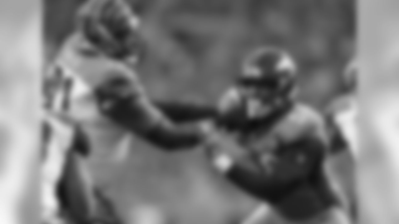 OL Andre Smith