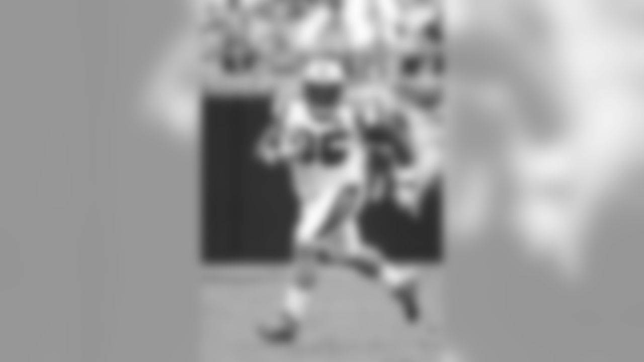 RB Mike Tolbert