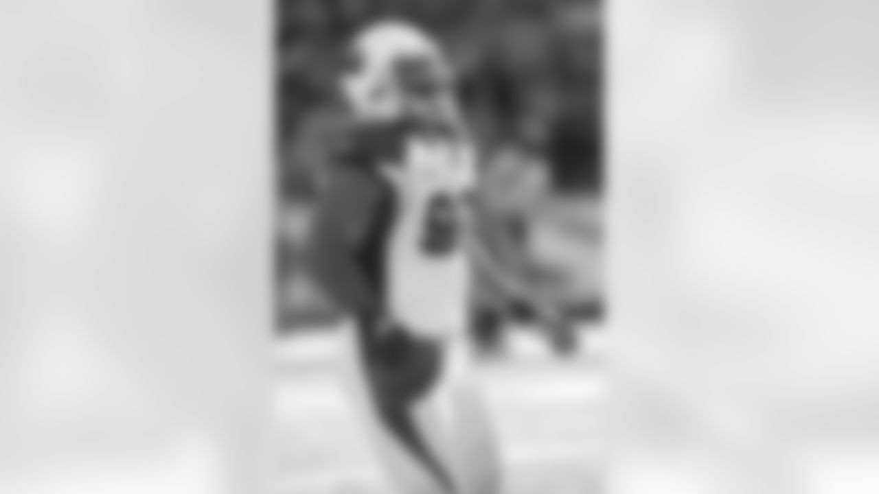 Darnell Dockett