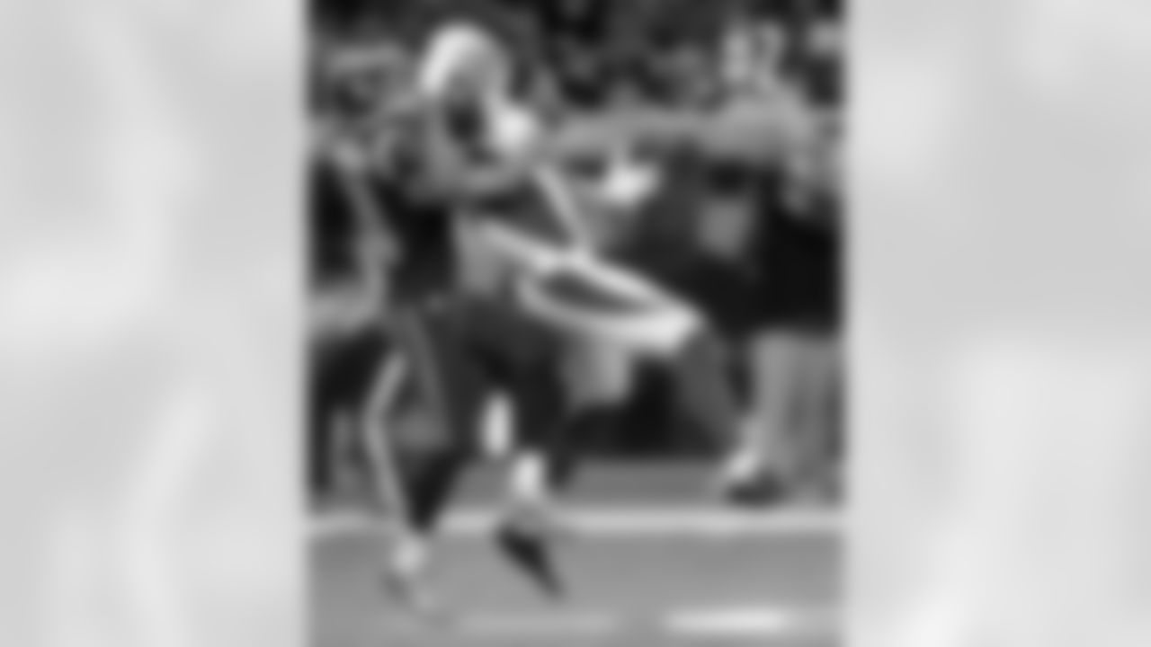 2 Michael Floyd's 44-yard one-handed grab