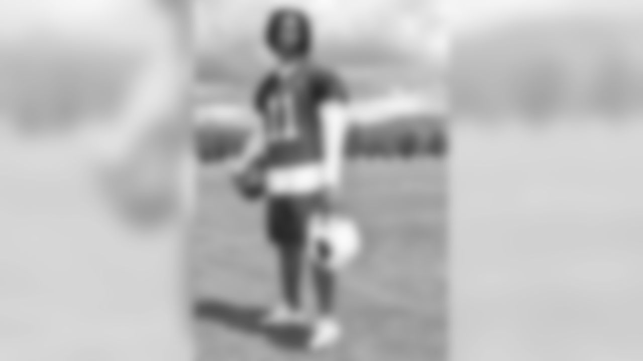 WR Larry Fitzgerald at training camp in Flagstaff.