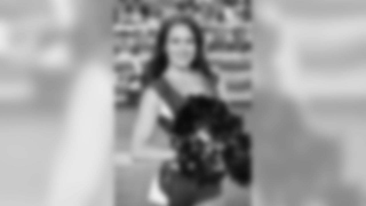 Images of Cardinals cheerleader Shae from the 2018 season