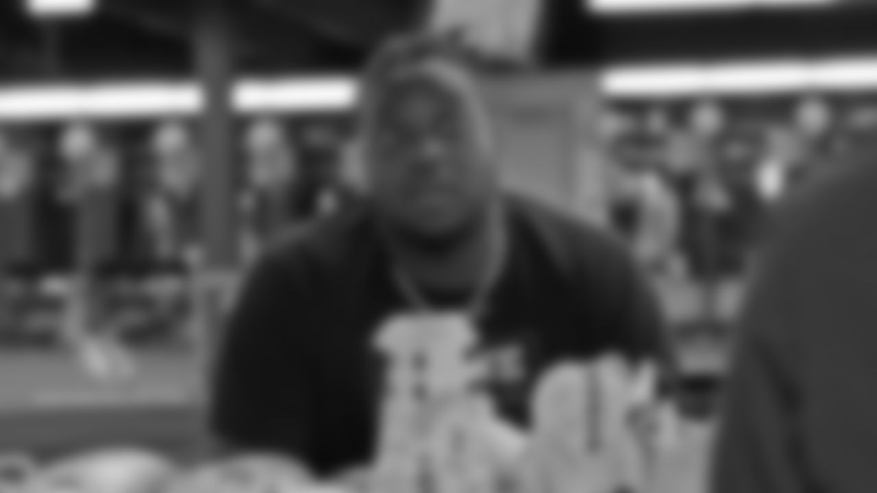 OL Joshua Miles