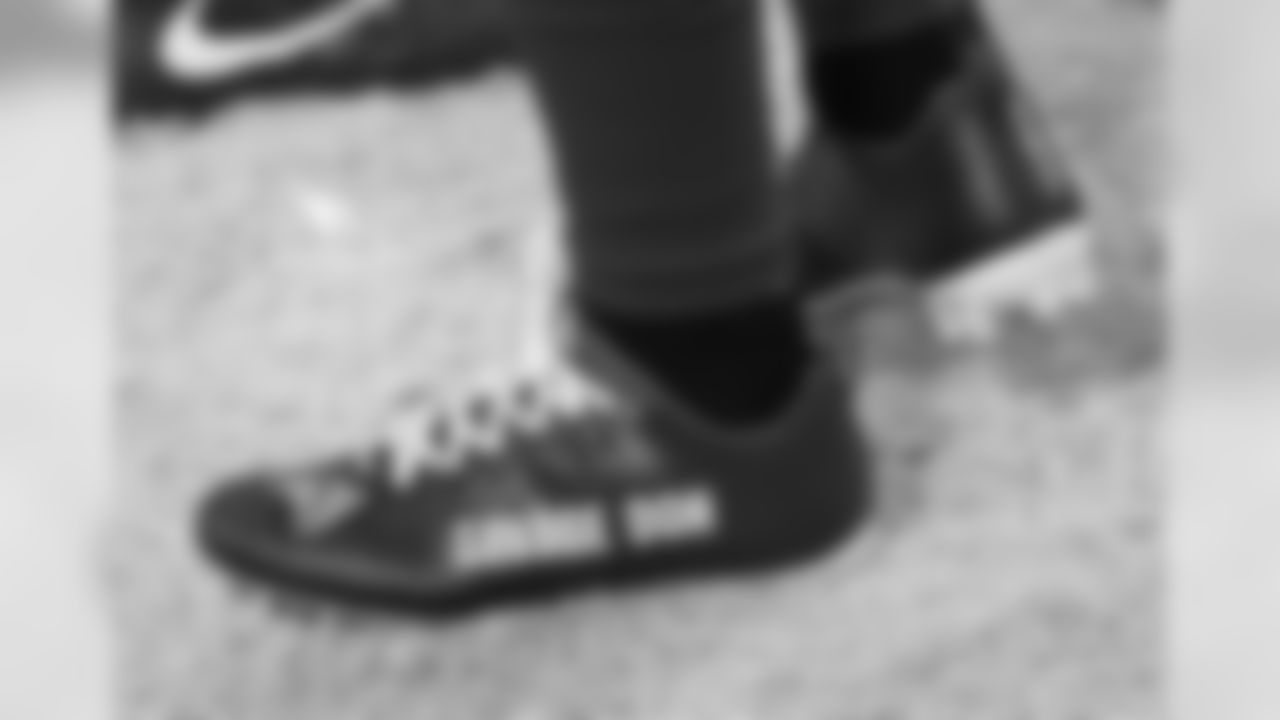 S Tyrann Mathieu's individualized pregame cleats