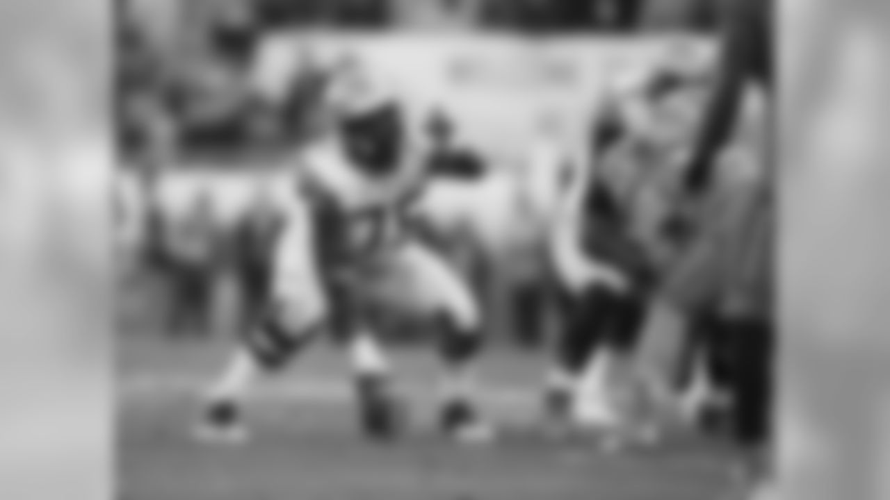 Florida State C Cameron Erving: Projected first-rounder