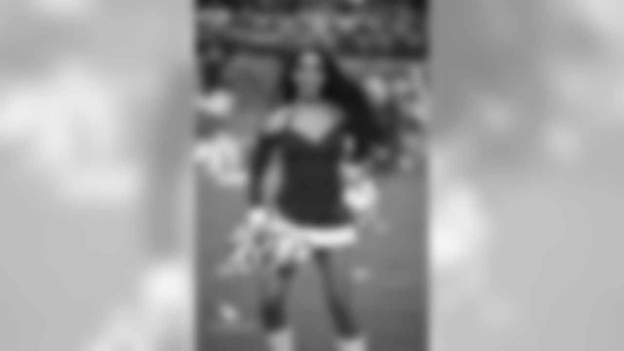 Images of the Cardinals cheerleaders during the Week 16 matchup at State Farm Stadium