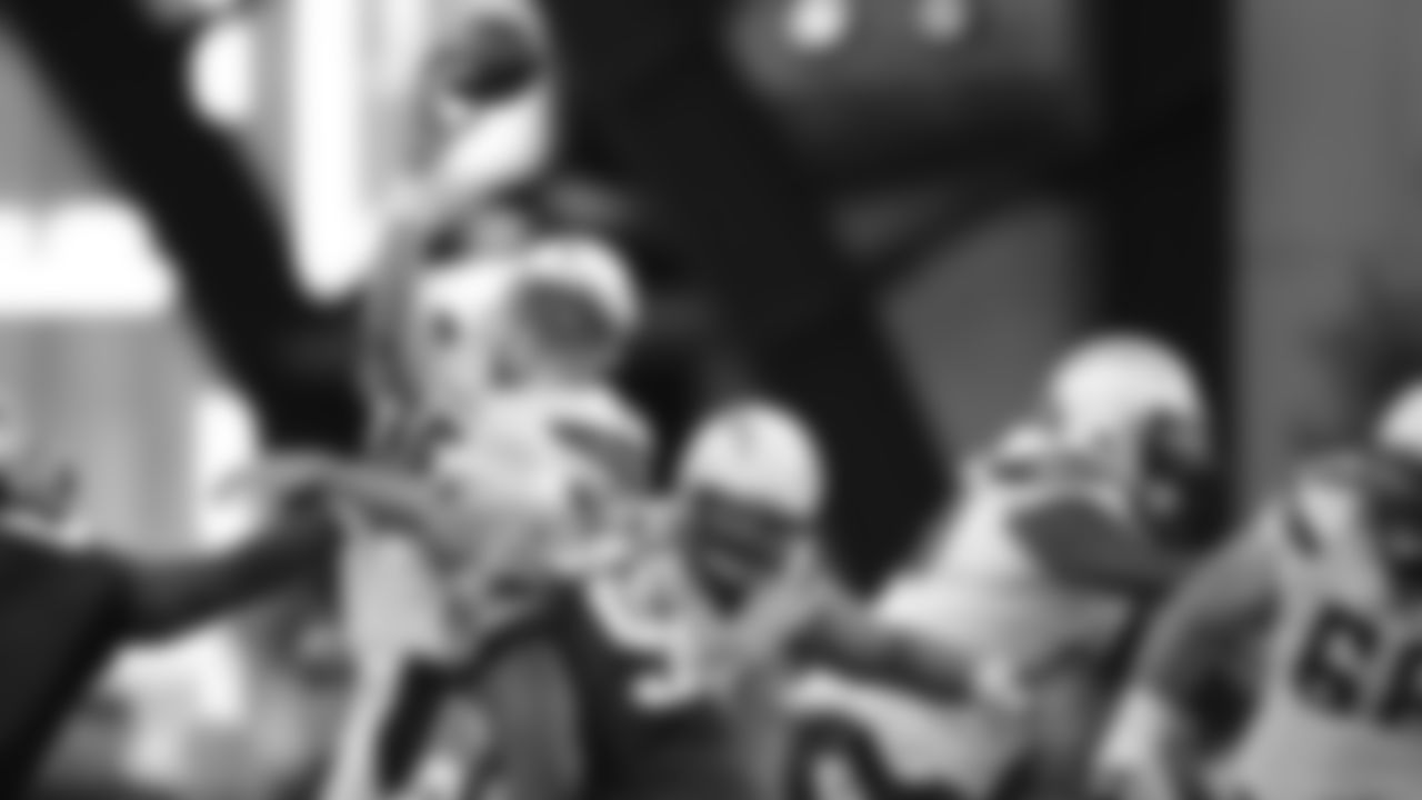 027-091811_SDvsPAT_MN_0398