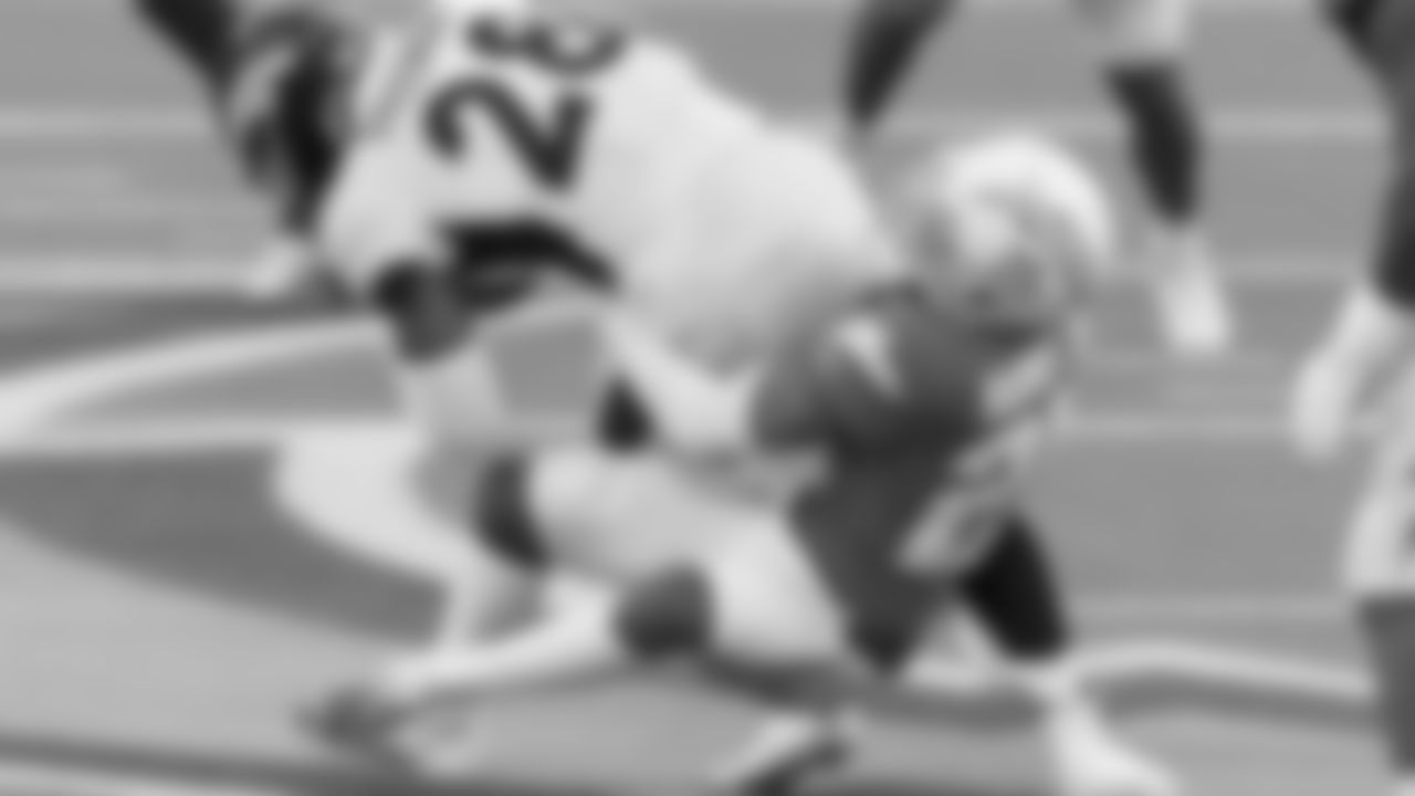 TopShots20_Tackles_080