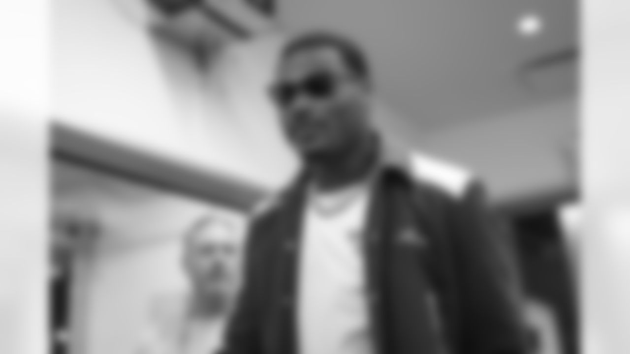 The Los Angeles Chargers arrive at SoFi Stadium to play against the Seattle Seahawks on October 23, 2022 in Inglewood, California.