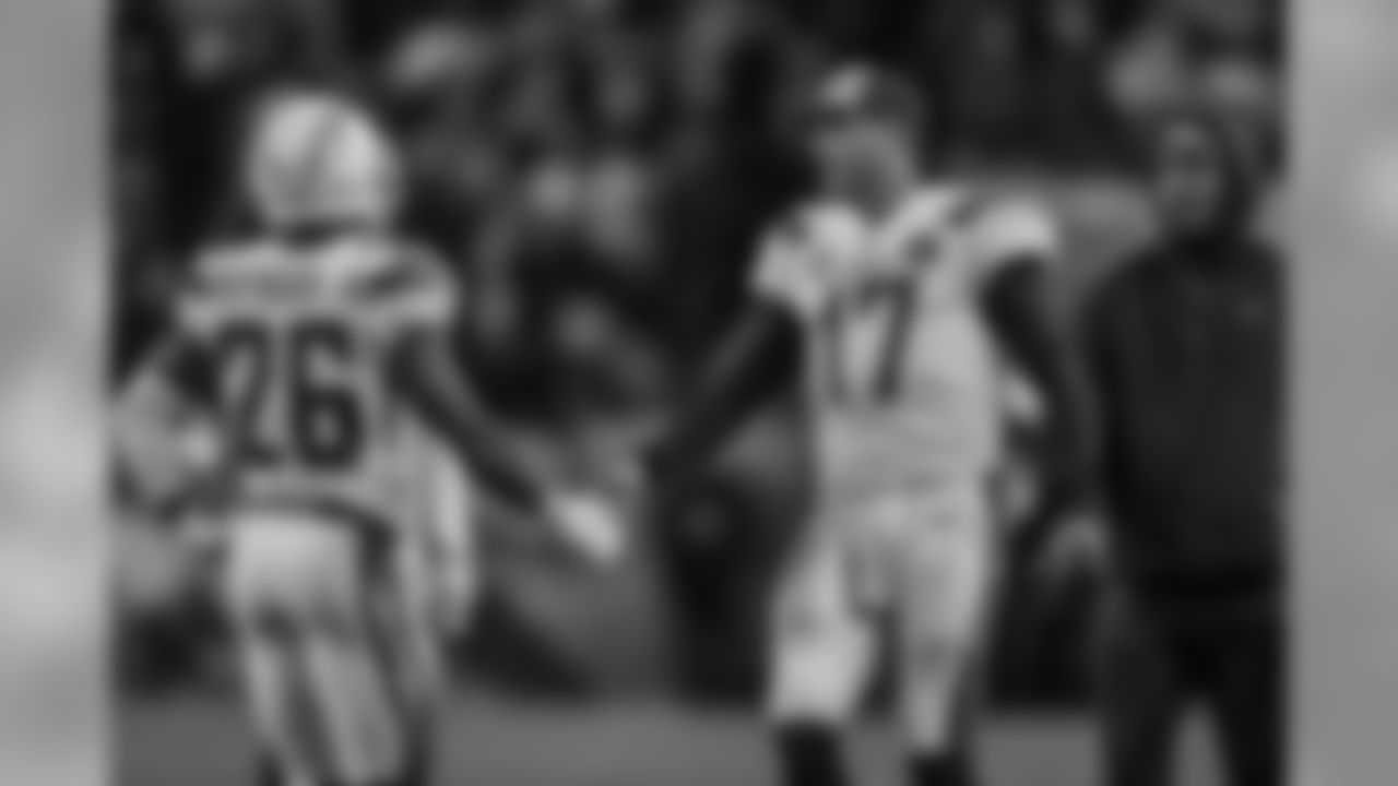 Casey Hayward and Philip Rivers shake hands after Hayward's two-point conversion interception during the Week 17 contest against the Denver Broncos.