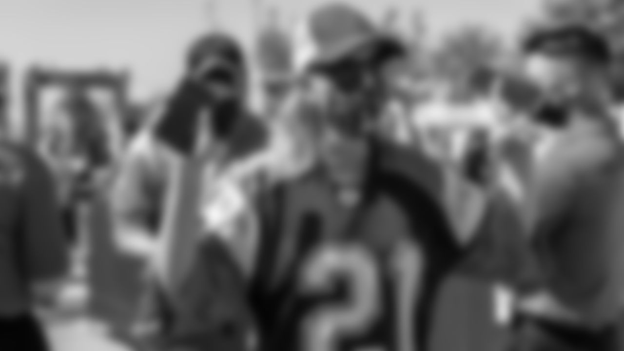 210919_FansLACvsDAL_012