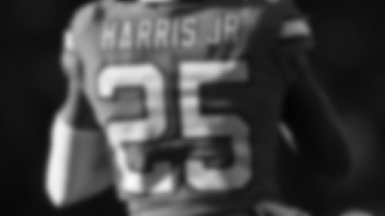 018_AP_720820442637.jpg