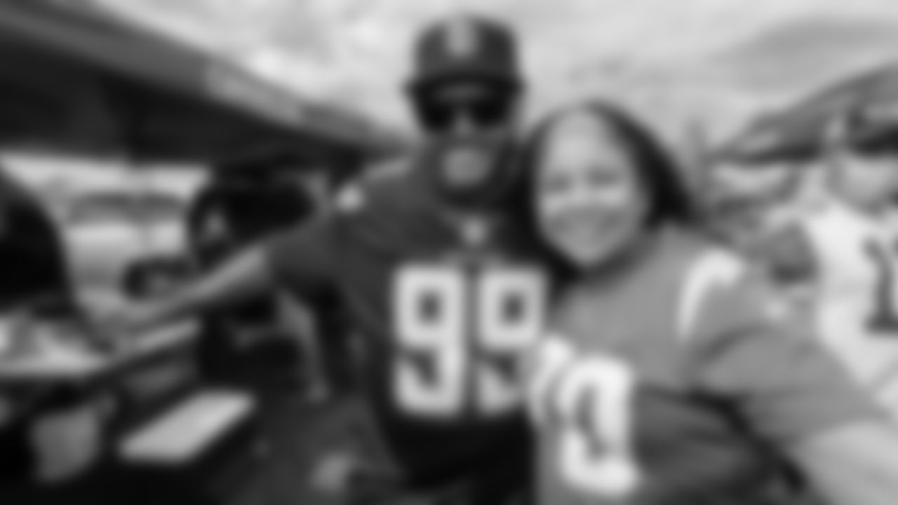 211004_BoltFam_020
