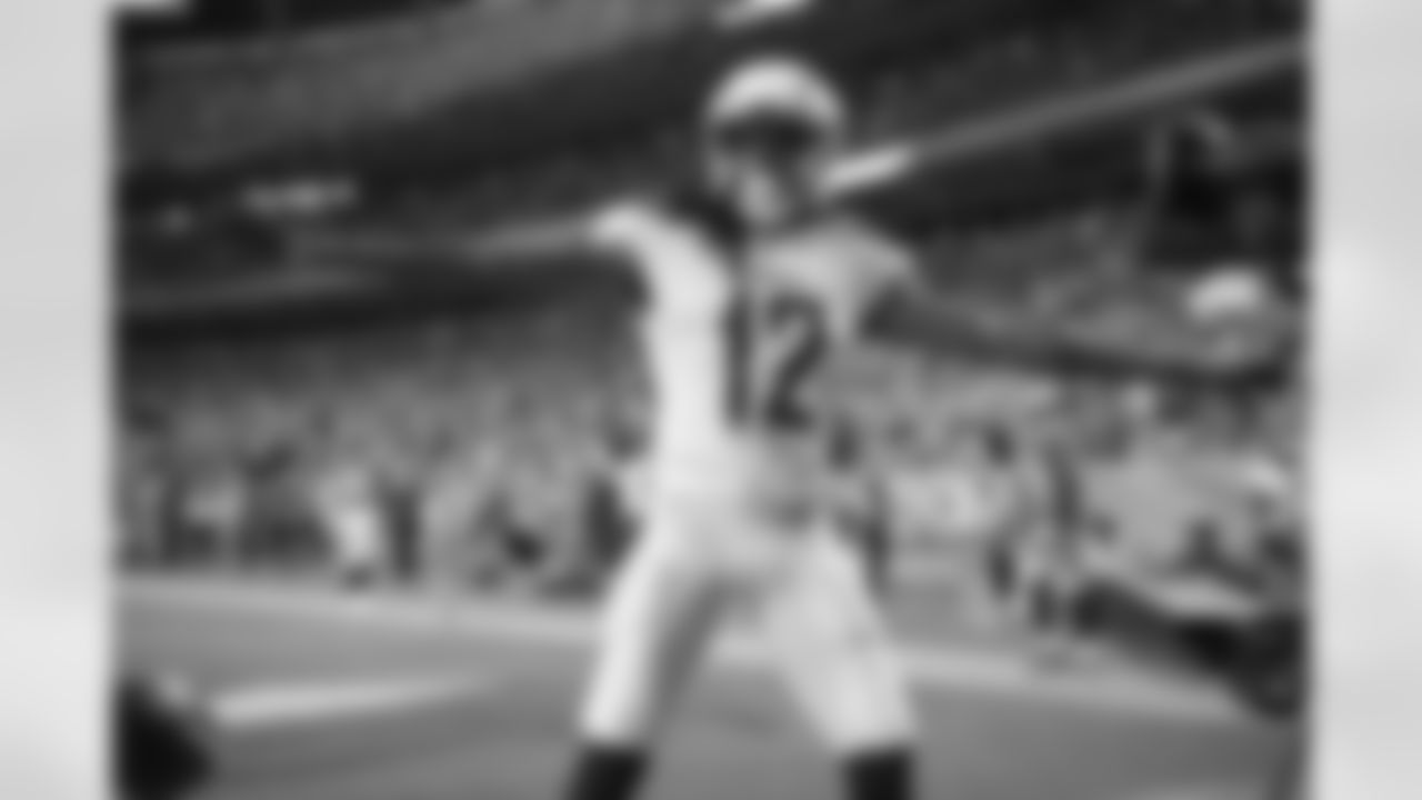 091117_lacvsden_418.jpg