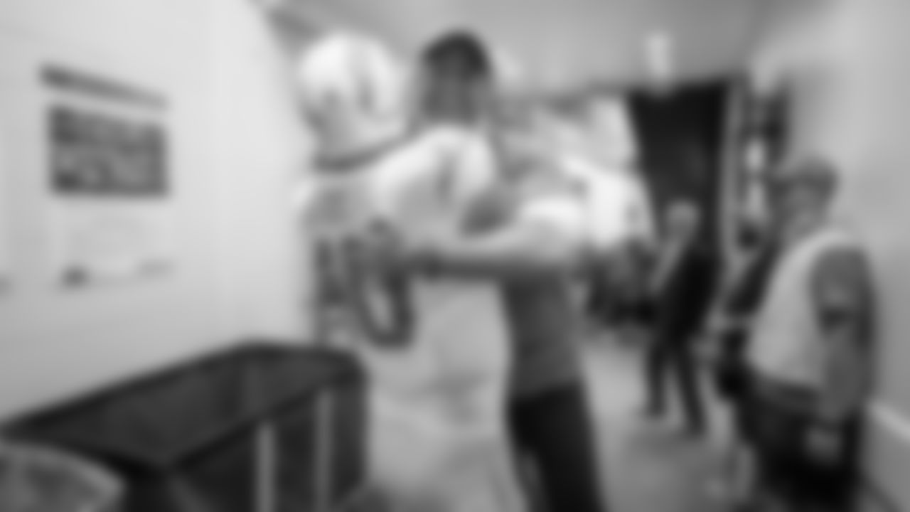 211022_LockerRoom_017