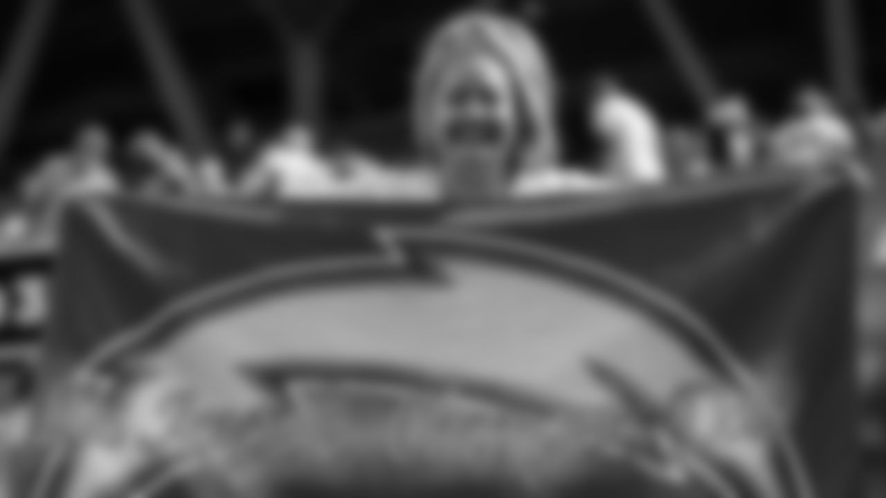 210919_FansLACvsDAL_064